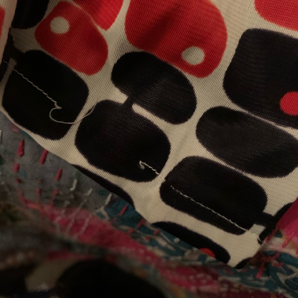 Meet your Posher, Kat - Picture 3 of 4